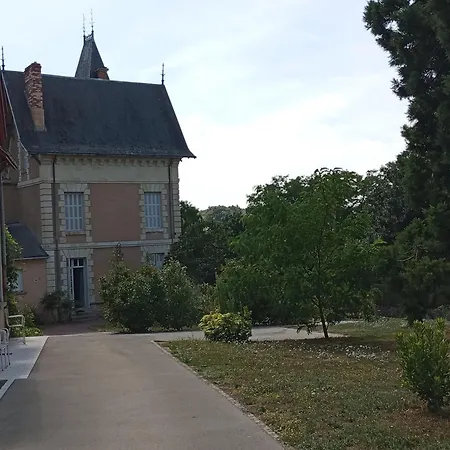 Le Sequoia דירה
